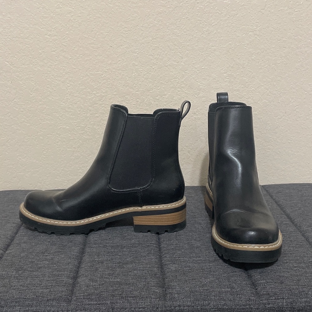 Black boots